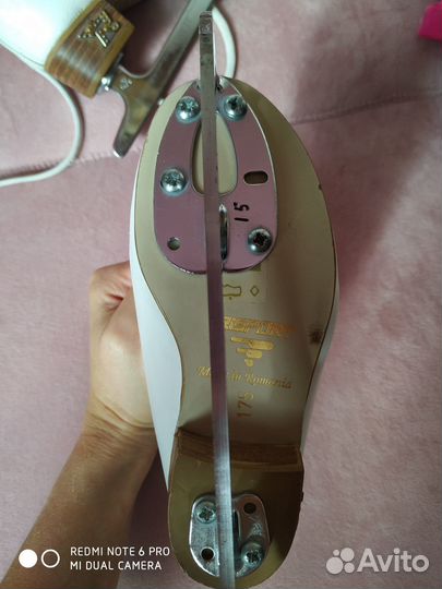 Фигурные коньки risport Lux