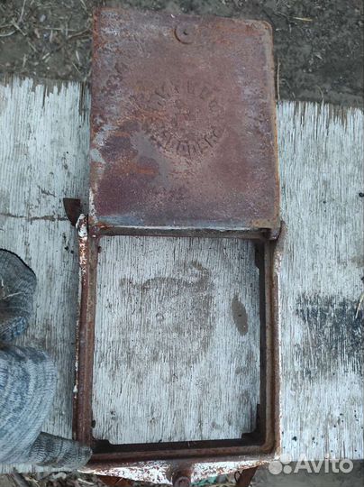 Дверцы печные чугунные, задвижка, колосни