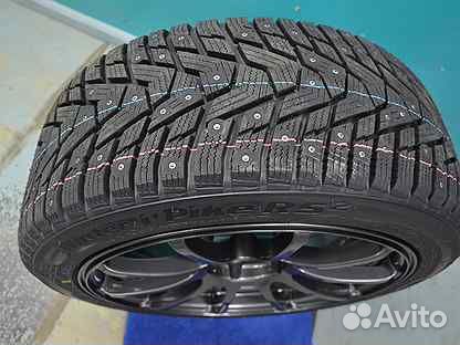 Hankook Winter I'Pike RS2 W429 235/45 R18 98T