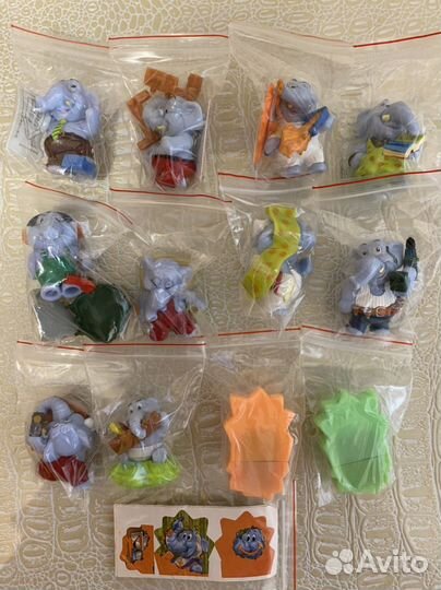 Слоны строители Киндер