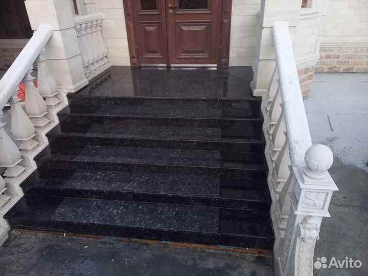 Ступени из натурального мрамора для лестницы