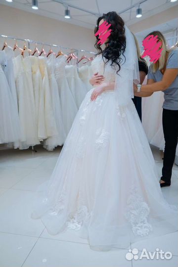 Свадебное платье