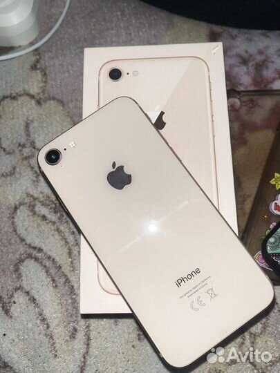 iPhone 8, 64 ГБ