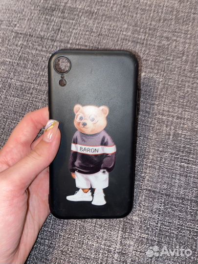 Чехлы на телефон iPhone xR