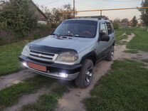 Chevrolet Niva 1.7 MT, 2004, 210 000 км, с пробегом, цена 280 000 руб.