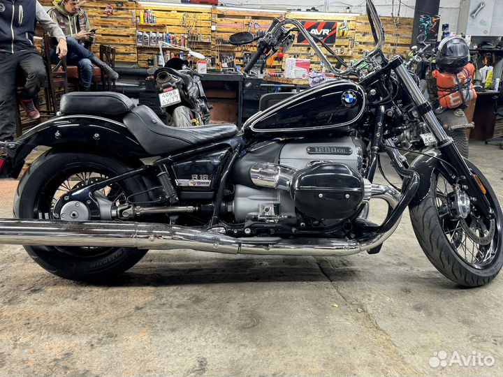 Мотоцикл BMW R18