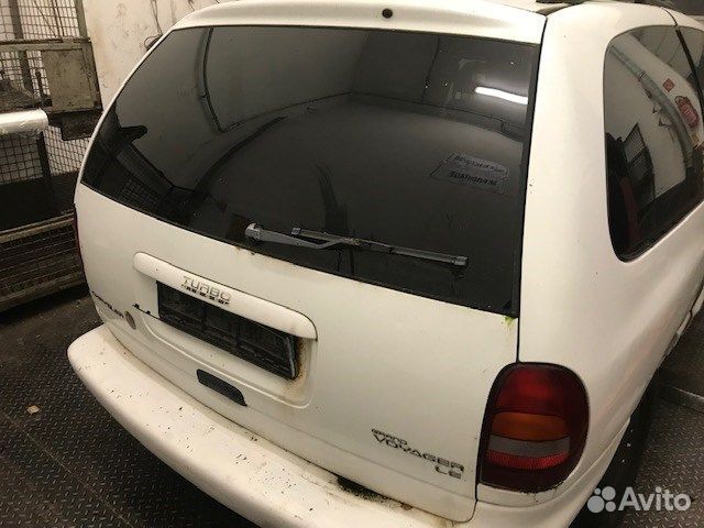 Разбор на запчасти Chrysler Voyager