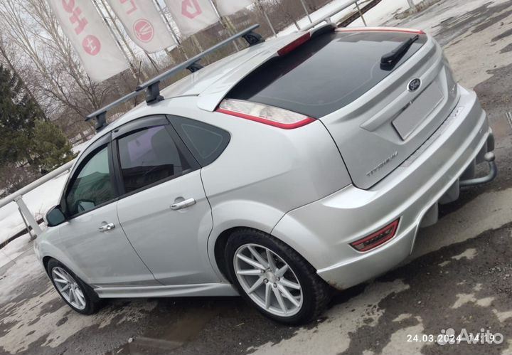Ford Focus 1.8 МТ, 2011, 353 000 км