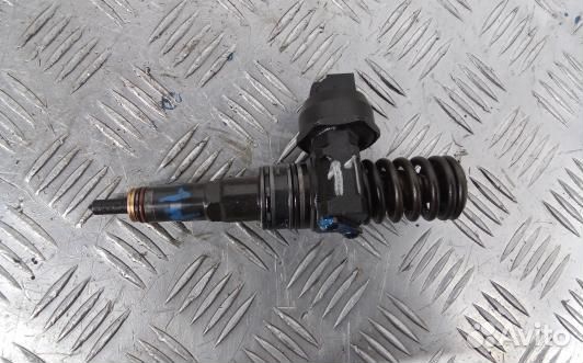 Форсунка дизельная volkswagen touareg 7L (ZML21AL1