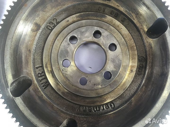 Маховик Volkswagen Golf 3