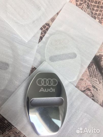 Накладки на петли замков дверей для Audi