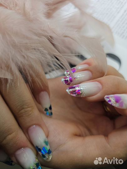 Наращивание ногтей