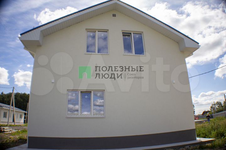 Коттедж 142 м² на участке 7 сот.