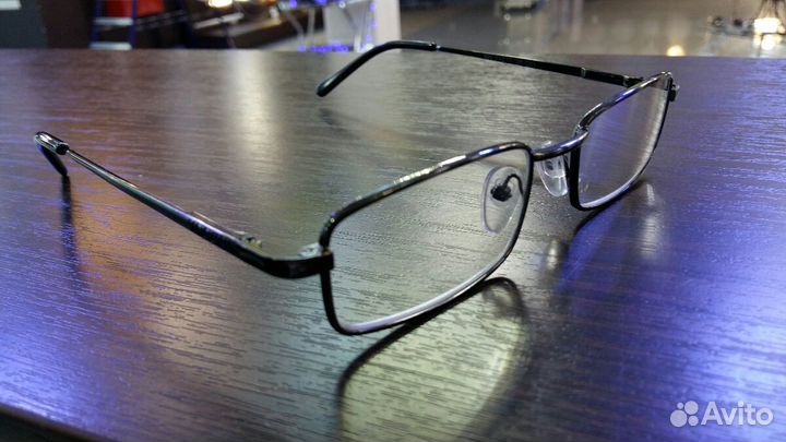 Очки +2 корректирующие зрение