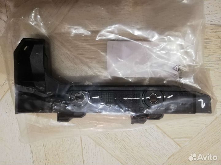 Mercedes g-class w463 кронштейн заднего бампера