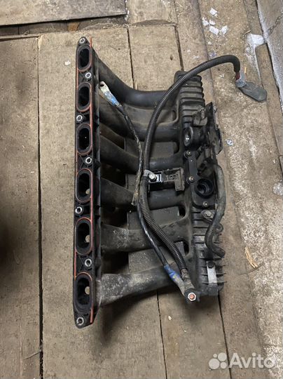 Впускной коллектор м52б25