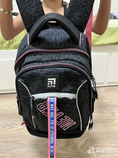 Рюкзак для девочек школьный