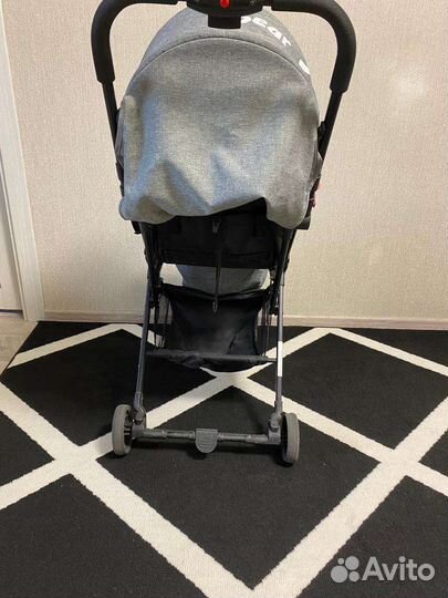Коляска прогулочная