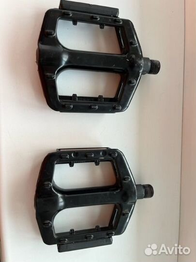 Педали для велосипеда