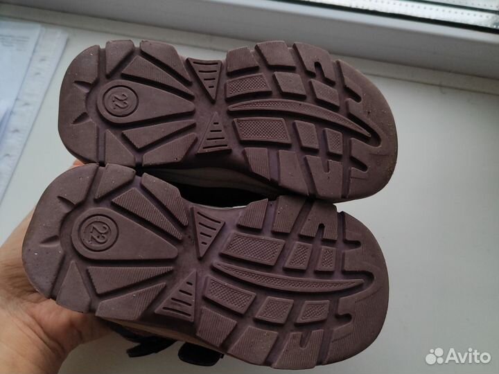 Ботинки демисезонные для девочки 22 размер