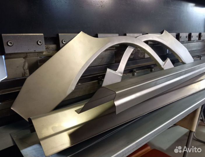 Пороги арки Киа Каренс / Kia Carens