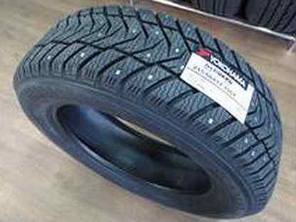 Yokohama IceGuard Stud IG65 235/65 R17 108T