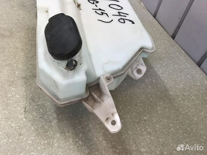 Бачок омывателя лобового стекла Nissan Almera (G15