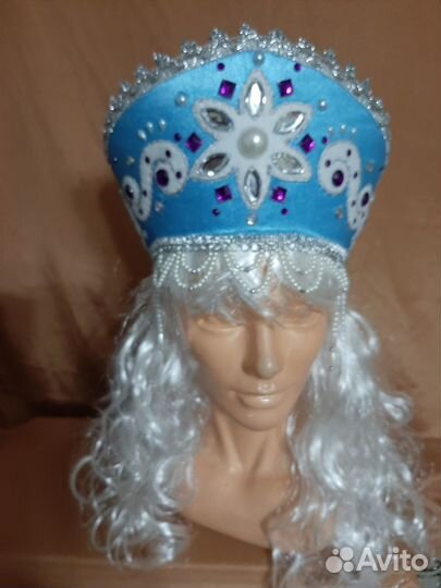 Кокошник Снегурочки с бусами