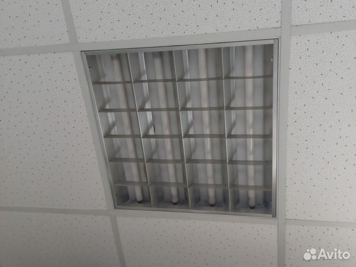 Светильник потолочный