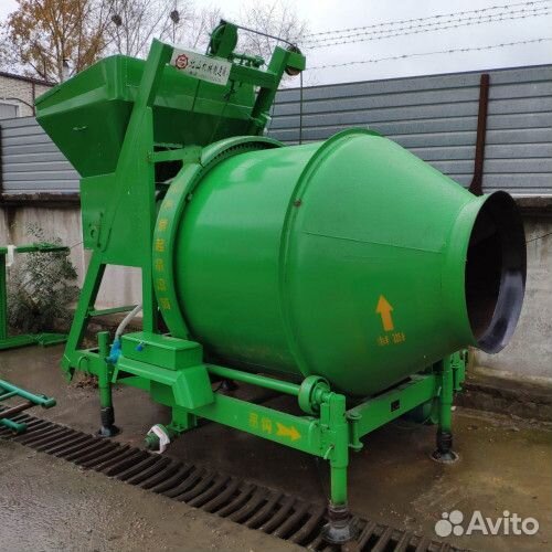 Гравитационный бетоносмеситель со скипом JZC-350