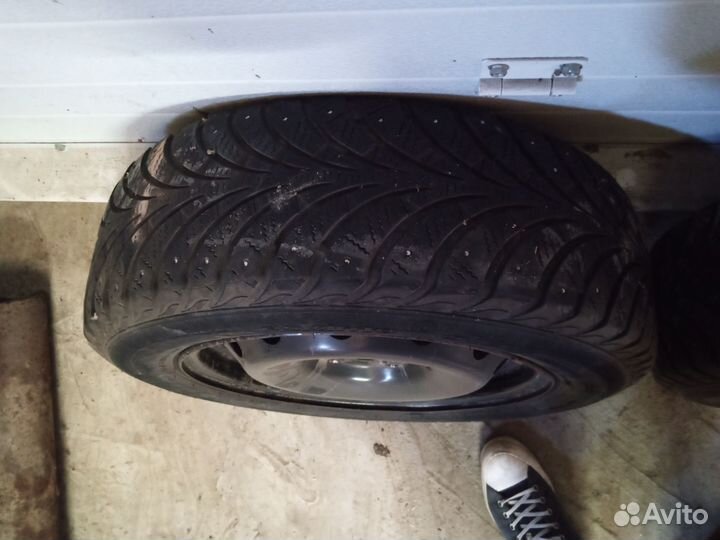 Sava Eskimo Stud 185/65 R15 88T