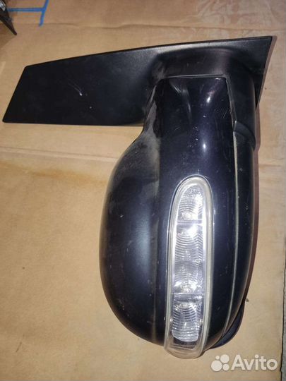 Боковое зеркало на мерседес 639