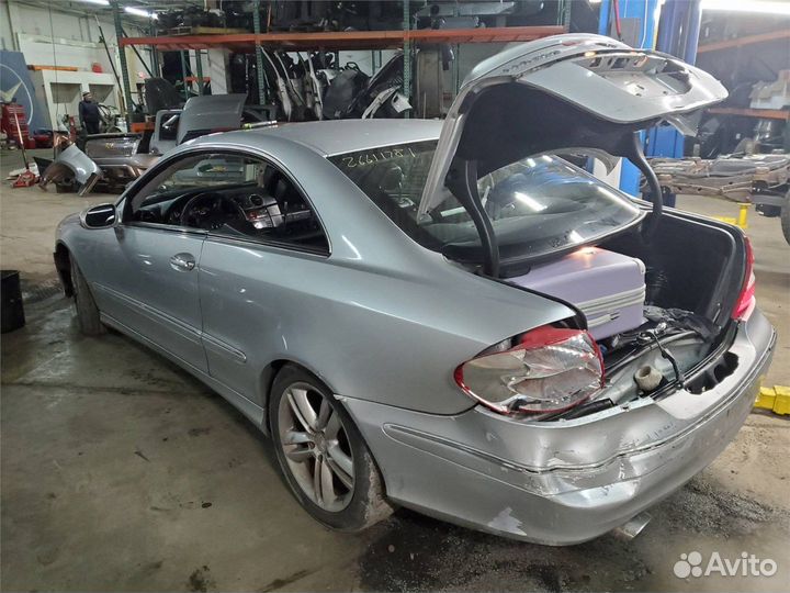 Разбор на запчасти Mercedes CLK W209 2002-2009