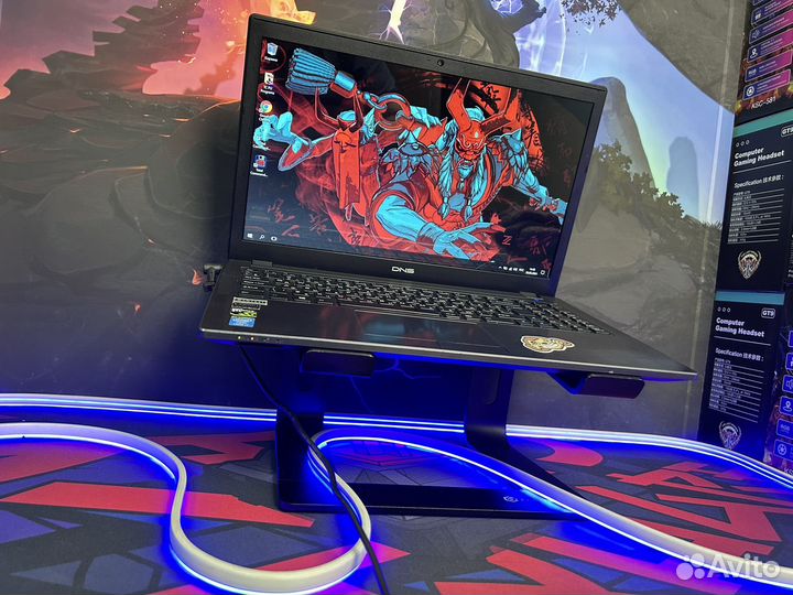 Игровой ноутбук DNS i7 GTX 850M 16GB озу SSD