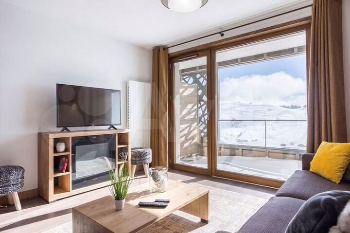 1-к. квартира, 54 м², 3/3 эт.