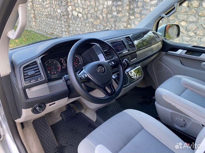 Volkswagen Multivan 2.0 AMT, 2015, 243 720 км