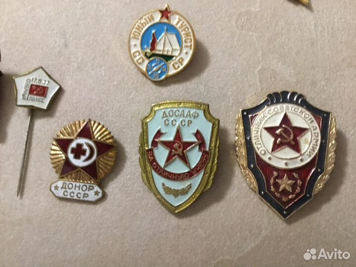 Знаки и значки СССР