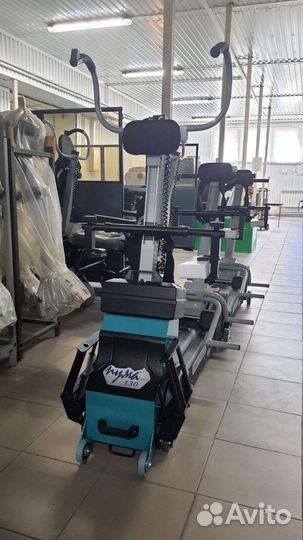 Лестничный подъемник Пума-160 для инвалидов