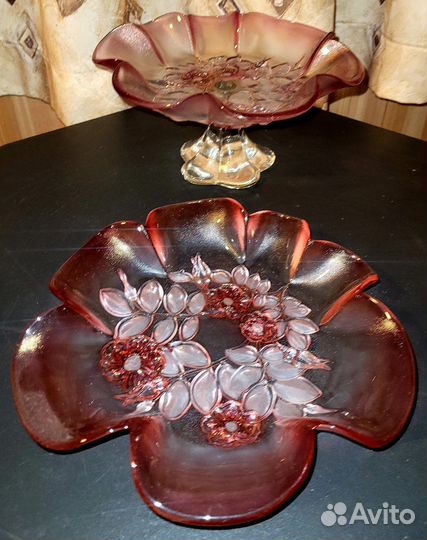 Сервиз десертный красный