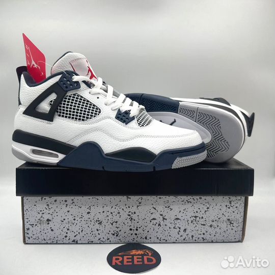 Nike Air Jordan 4 Retro