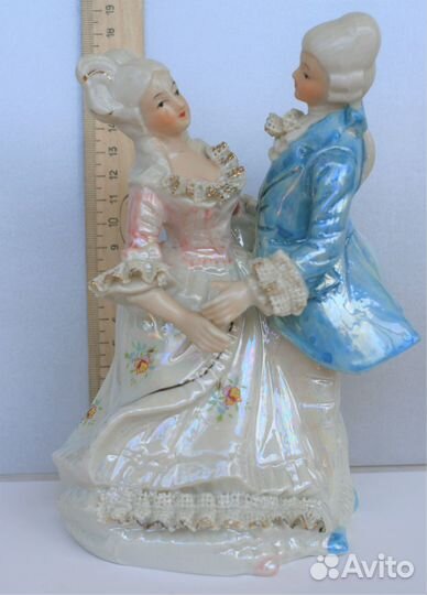 Фарфоровые статуэтки. Дрезден. Кружева