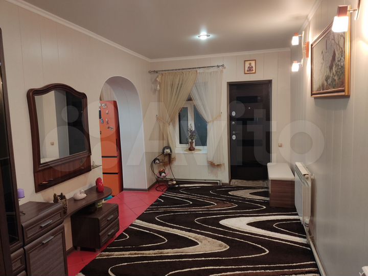 Дом 146 м² на участке 4 сот.