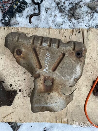 Логан 1 коллектор выпускной