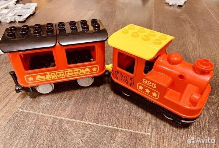 Lego duplo поезд со шлагбаумами