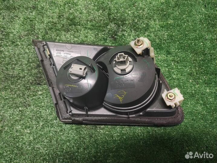 Фонарь задний внутренний правый Mazda 6 (GG) 2006