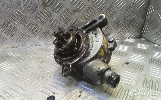 Насос вакуумный volvo V70 2 (DBN06KX01)