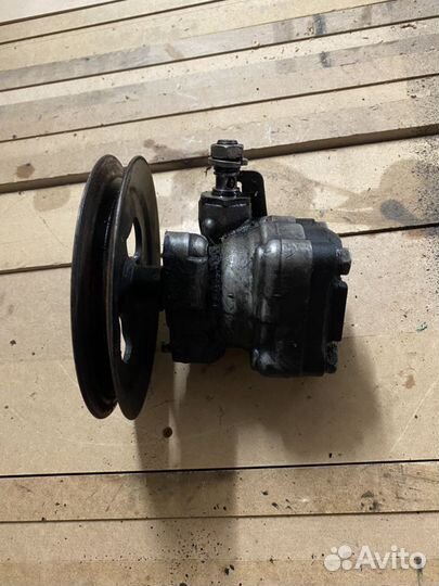 Насос гур Pajero 2 4d55 V24W V44W