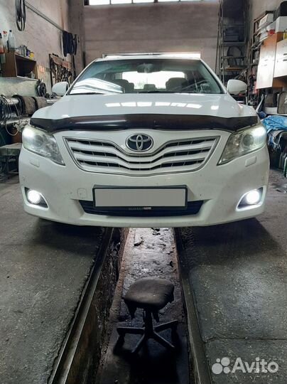 Противотуманные фары Toyota Camry V40