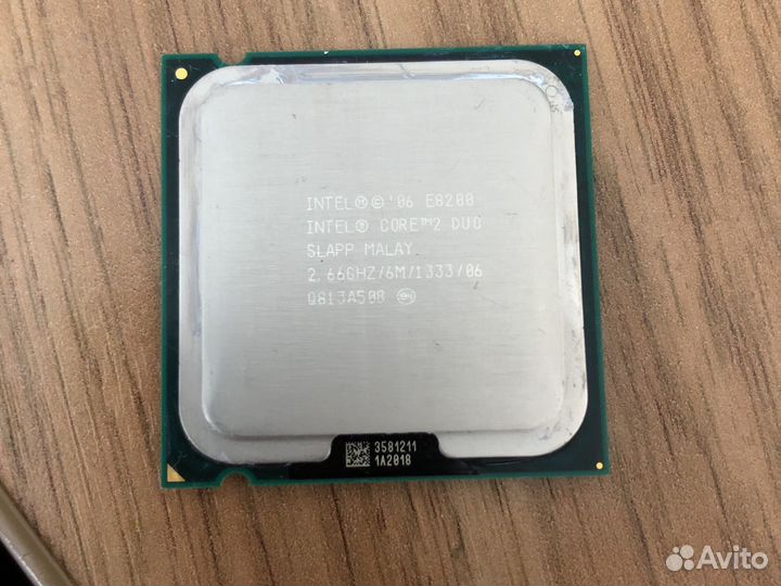 Процессор Intel Core 2 Duo e8200