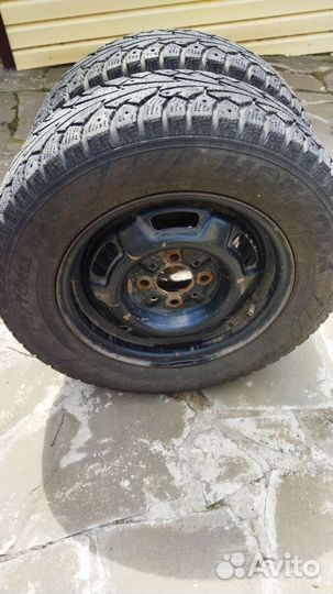 Продам два балона на ваз классика с дисками